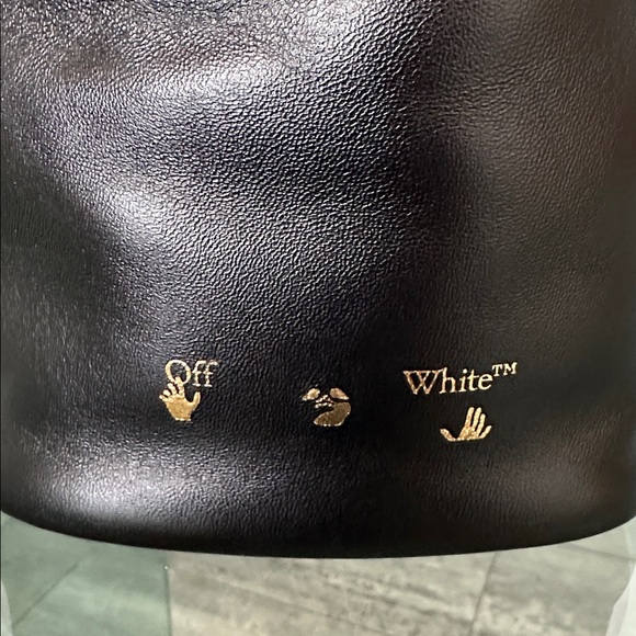 new Virgil Abloh Off-White SLIDER CROSSBODY BLACK POUCH BAG GOLD NUGGET DETAIL - Picture 2 of 12